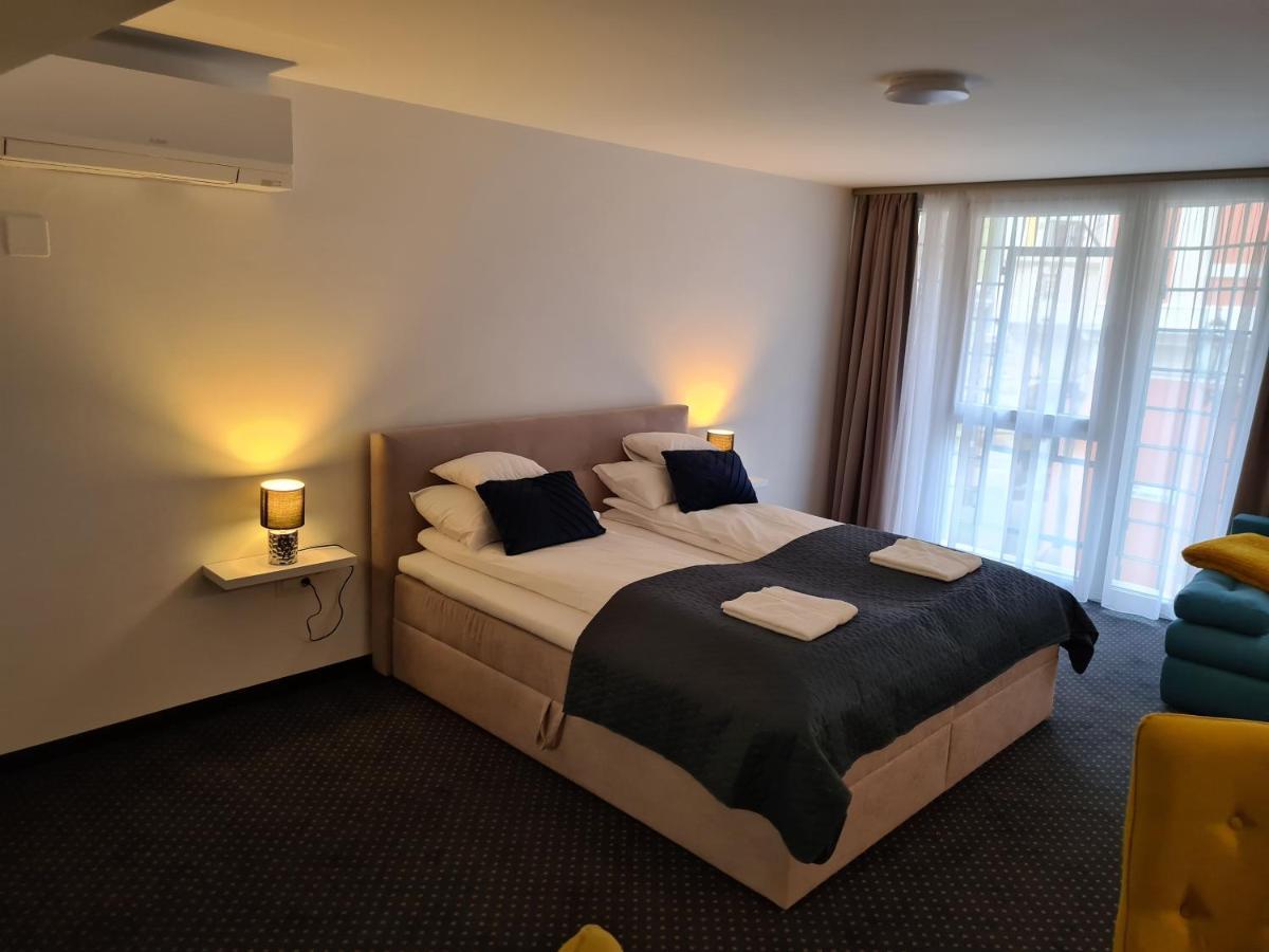 Center Apartmanhaz Apartment