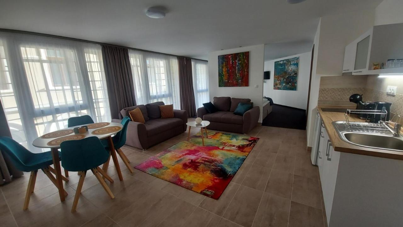 Center Apartmanhaz Eger