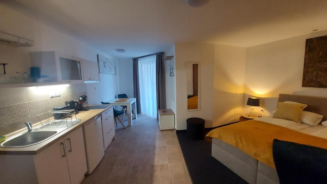 Center Apartmanhaz